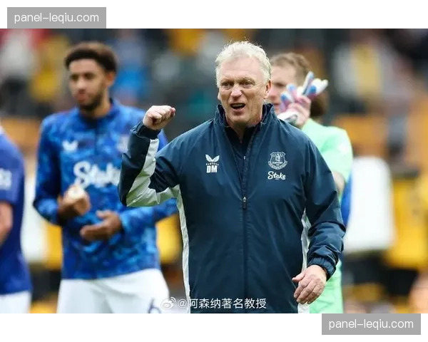 特写:利物浦vs埃弗顿,默西塞德德比中一次激烈的中场绞杀导致球权十次易主。 特写:利物浦vs埃弗顿,默西塞德德比中一次激烈的中场绞杀导致球权十次易主。